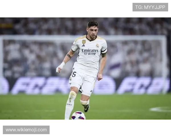 卡马文加与巴尔韦德本赛季中场表现稳健，竞争力持续增强